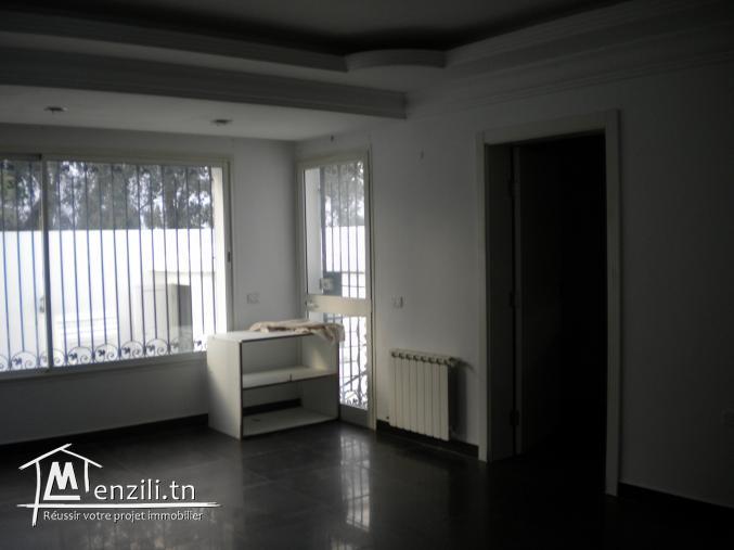 Une résidence de 650 m² sur un terrain de 348 m² à Yasmin Hammamet