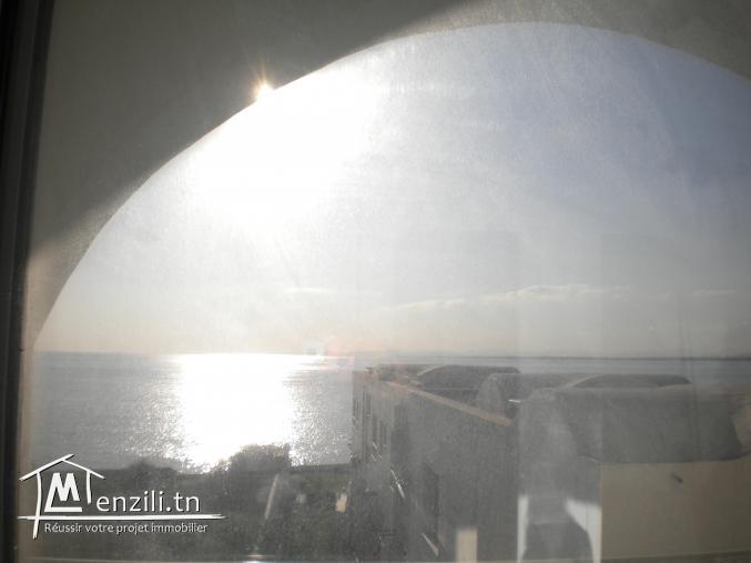 Un appartement, Pieds dans l'eau,  à 640 MDT