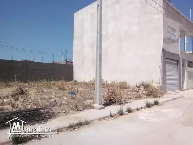 ارض سكنية بتقاسيم تانيت طريق المنيهلة