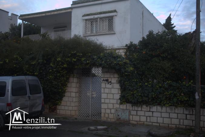 Maison S+3 à vendre à bardo