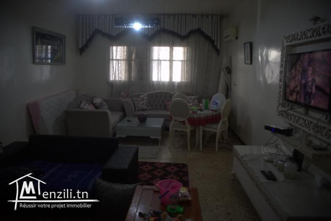 Maison S+3 à vendre à bardo