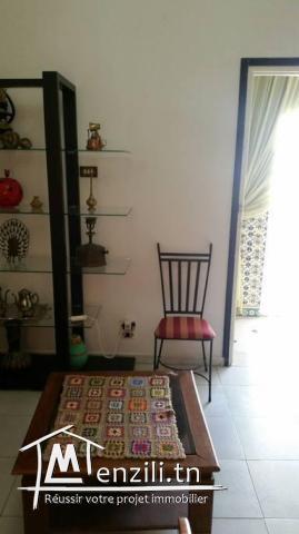 jolie grande chambre meublé climatisée