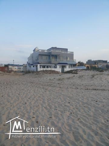 a vendre ou a louer Villa au bord de la mer