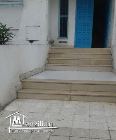 A vendre appartement S+3 a 4ème étage sans ascenseur