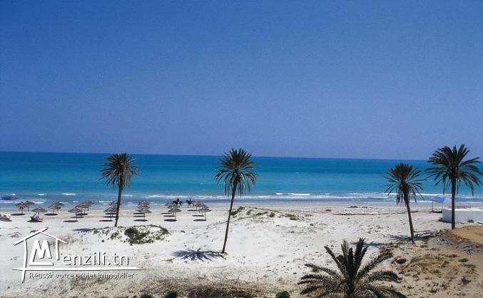 Une villa pieds dans l'eau à 8640 MDT à Hammamet