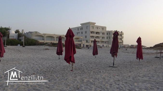 terrain a vendre sur la route principale a la plage ain grinz