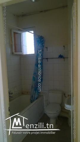 Appartement cité essaada 1 emplacement idéal