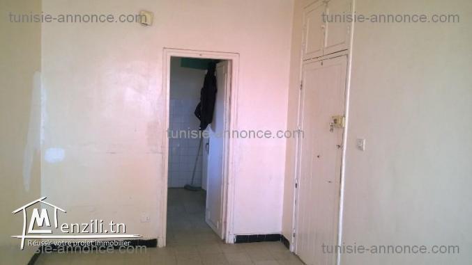 Appartement cité essaada 1 emplacement idéal