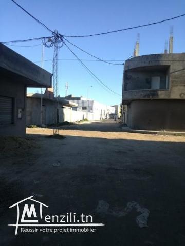terrain zone calme cité kelibia prés salle de fetes amira