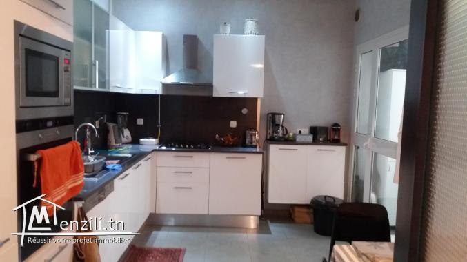 A vendre appartement 3+SS+jardin Jardins de Carthage