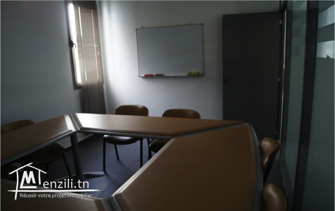 Bureau spacieux à La Marsa à vendre
