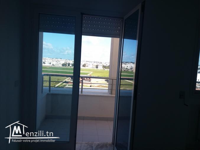 A VENDRE A BHAR LAZREG un bel appartement