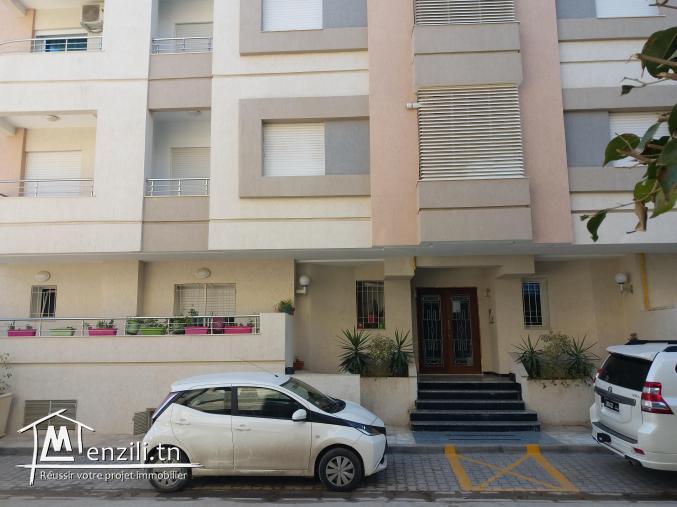 A VENDRE A BHAR LAZREG un bel appartement