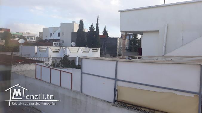 Spacieuse étage villa 200m2 terrasse jardin garage