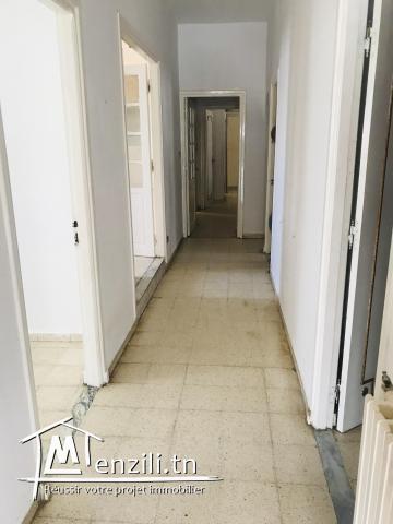 A louer étage de villa à mutuelleville