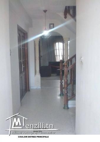 A vendre   Duplex  situé à la Nouvelle Medina
