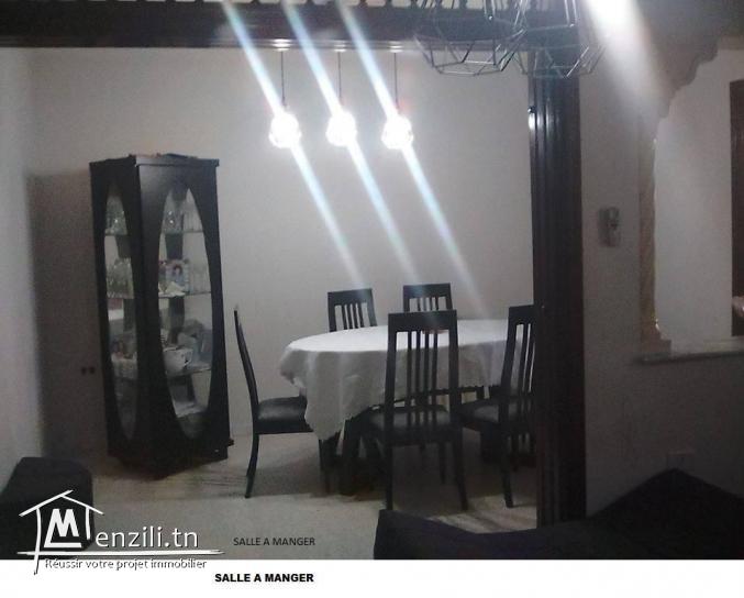 A vendre   Duplex  situé à la Nouvelle Medina