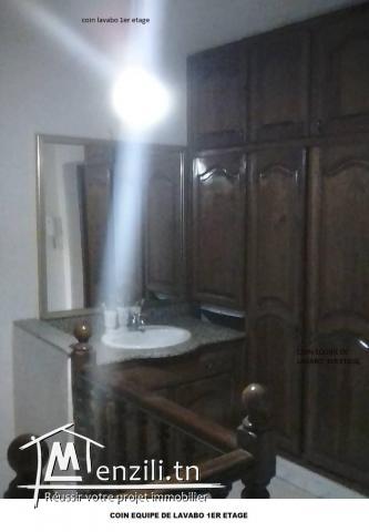 A vendre   Duplex  situé à la Nouvelle Medina