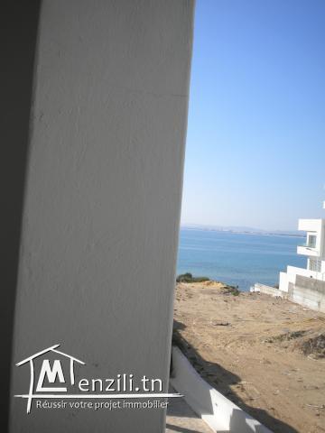 pieds dans l'eau de 125 m² à 470 MDT à Hammamet