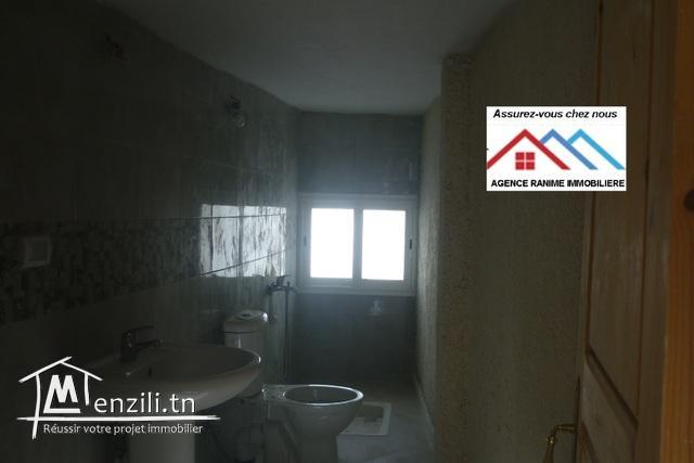 Belle maison au v ville d'el haouaria avec t bleu