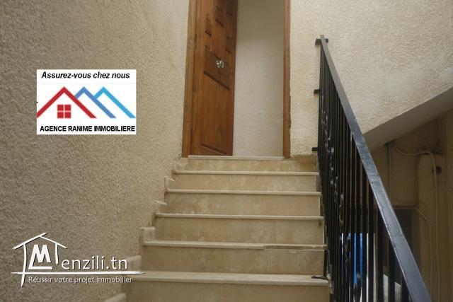 Belle maison au v ville d'el haouaria avec t bleu