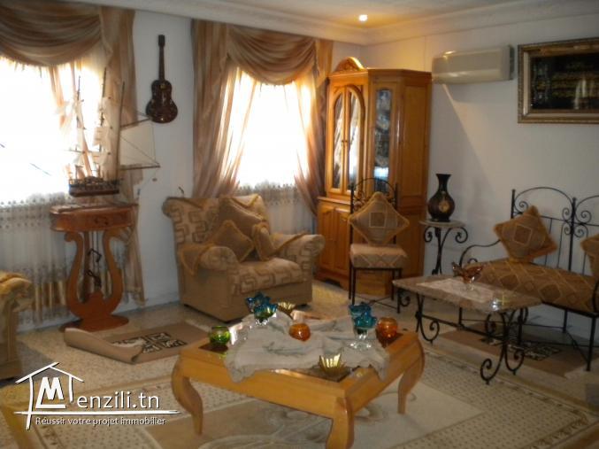 Maison sur la route de bir bouragba à 200 MDT