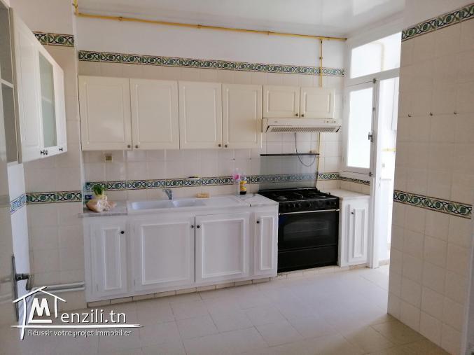 Appartement S+3 a vendre Cite Hedi Nouira