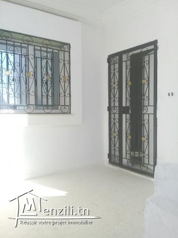 1ere etage a cite elhidhab fouchana ben arous