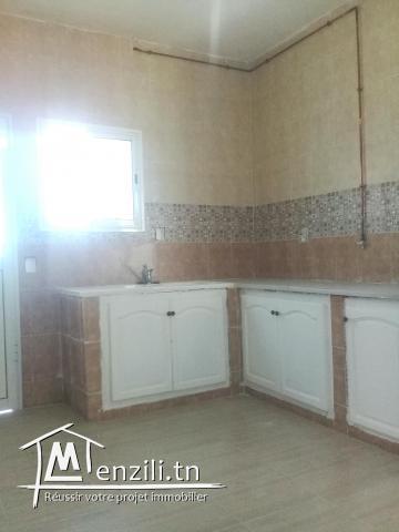 1ere etage a cite elhidhab fouchana ben arous