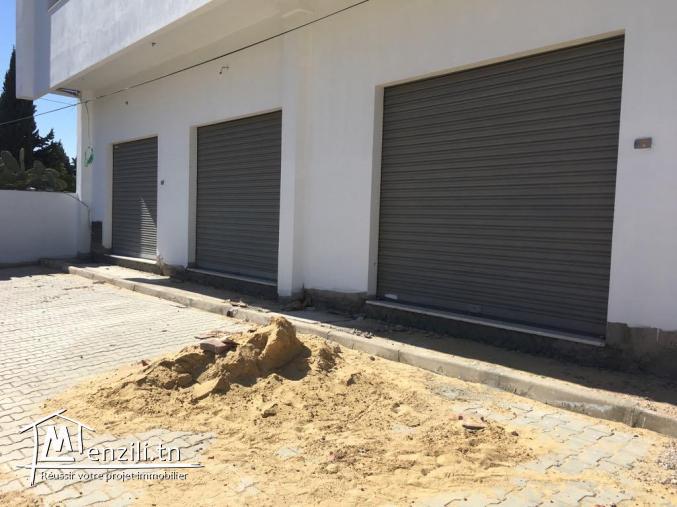 Local commercial de 160 m2 a louer