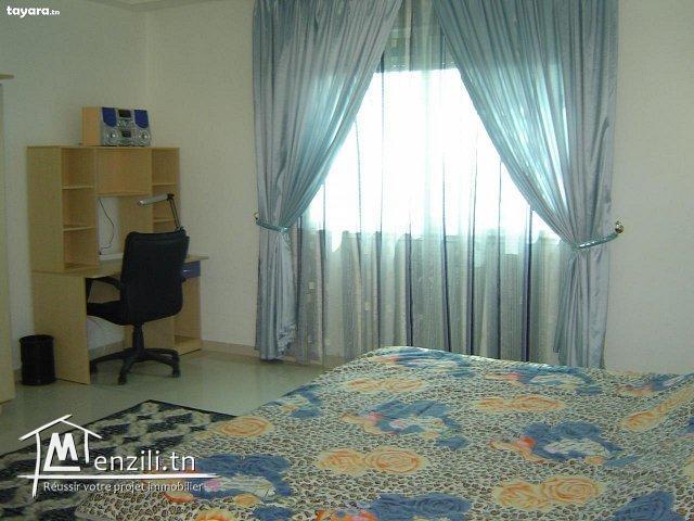 très bel appartement à Kantaoui Sousse, pieds dans l'eau