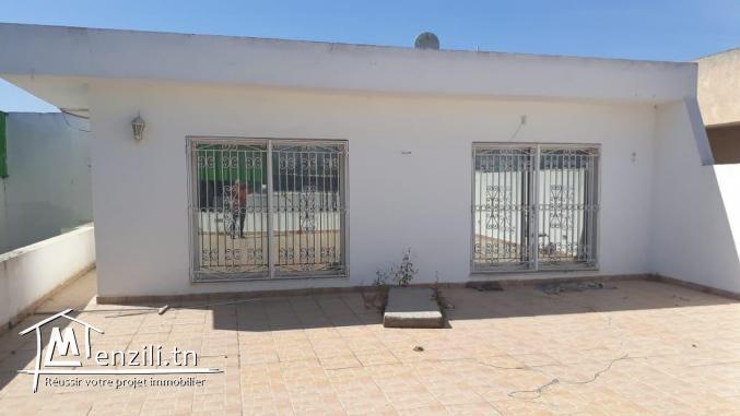 vente ou location dépôt à Boumhel pour usage industriel ou stockage