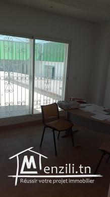 vente ou location dépôt à Boumhel pour usage industriel ou stockage