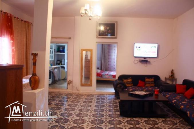 une jolie maison avec studio a vendre