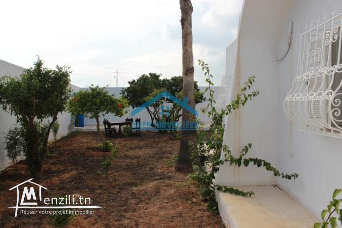 une jolie maison a vendre