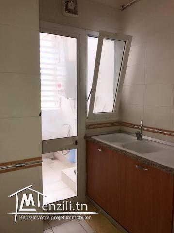 à louer apt 3 pièces haut standing