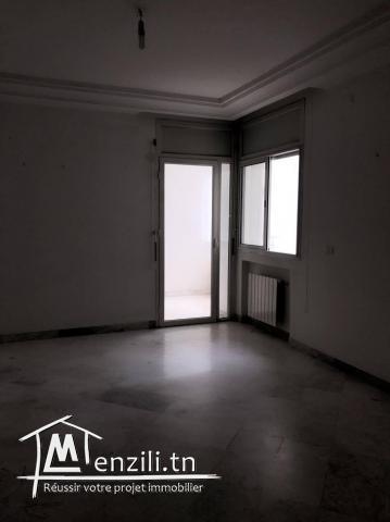 à louer apt 3 pièces haut standing