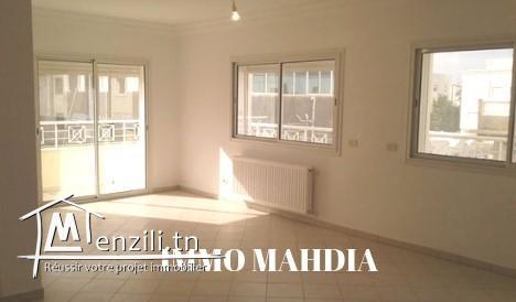 un appartement S+2 vide "