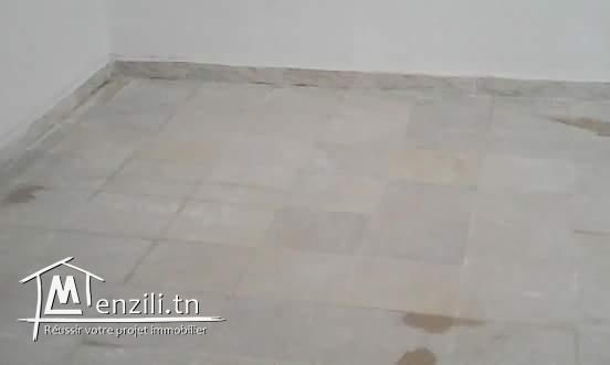 Garage commercial à louer