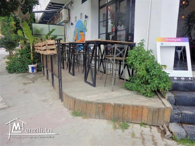 av un fond de commerce ‘un salon de thé  dans la zone touristique