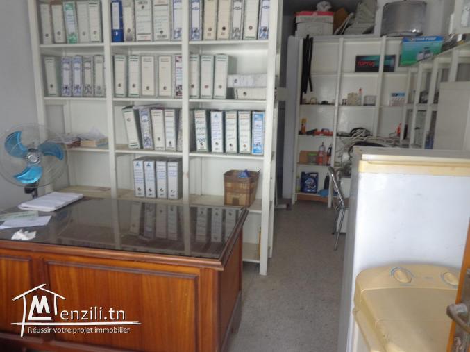 Fond de commerce à vendre à hammamet au plein centre ville