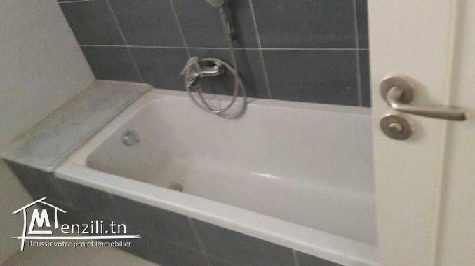 A louer un appartement S+3 neuf jamais habité 146m2 a La Manouba+ Parking ss Sol