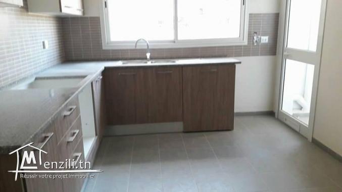 A louer un appartement S+3 neuf jamais habité 146m2 a La Manouba+ Parking ss Sol