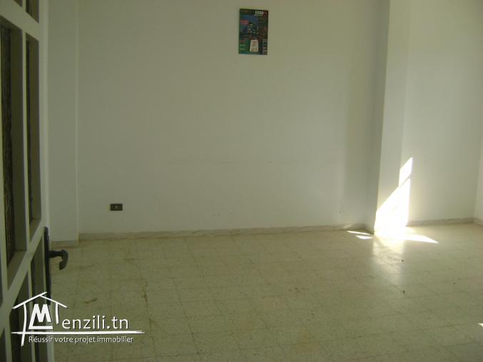 APPARTEMENT S+3 A LOUER