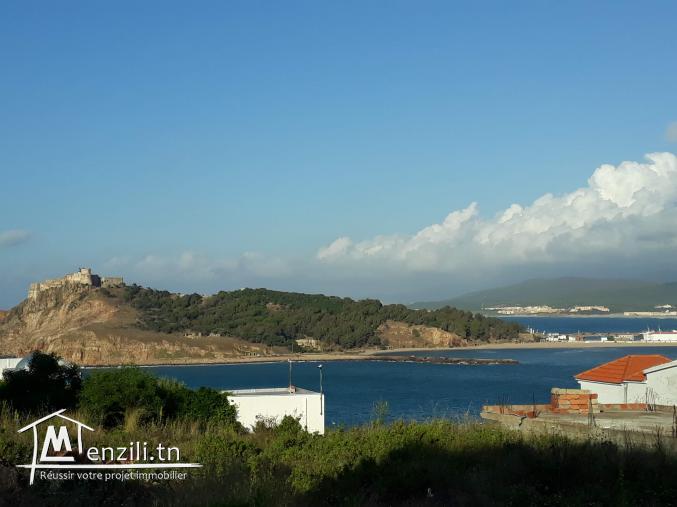 A VENDRE TERRAIN A " TABARKA " 1240m²  VUE SUR MER ET SUR LE FORT