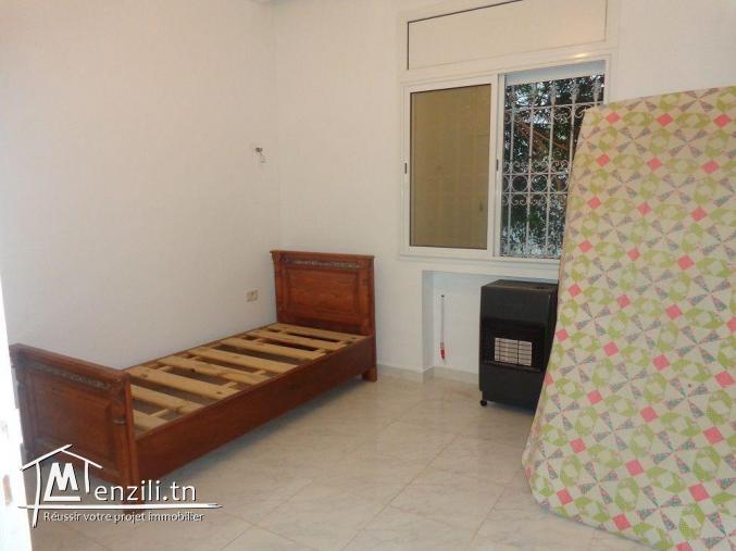 AV une maison avec deux étage a mnaret hammamet  G