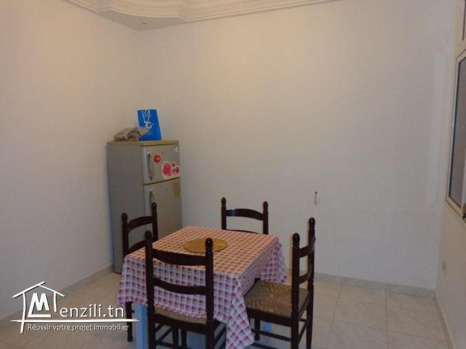 AV une maison avec deux étage a mnaret hammamet  G