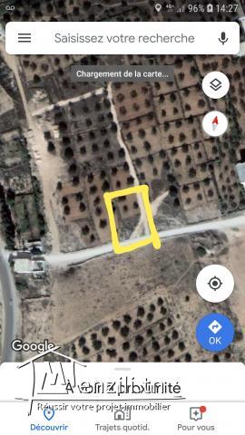 Terrain a vendre près de jardin fleuri akouda