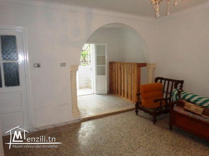 UN studio plein centre ville hammamet    G