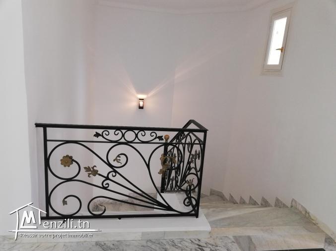 Duplex de haut Standing avec entrée indépendante et jardin